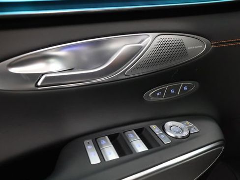 New 2026 Genesis GV70 2.5T Sport Prestige AWD/4WD image 20