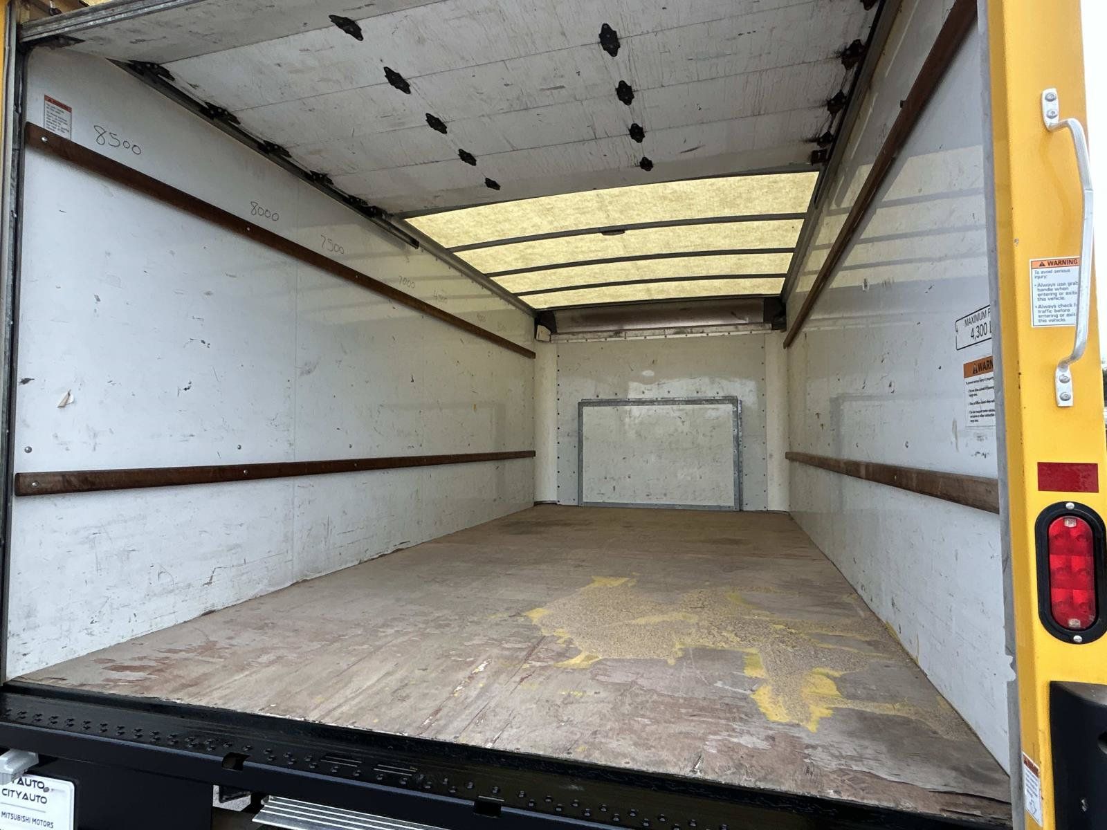 Used 2022 Ford E-350 and Econoline 350 Super Duty RWD image 22