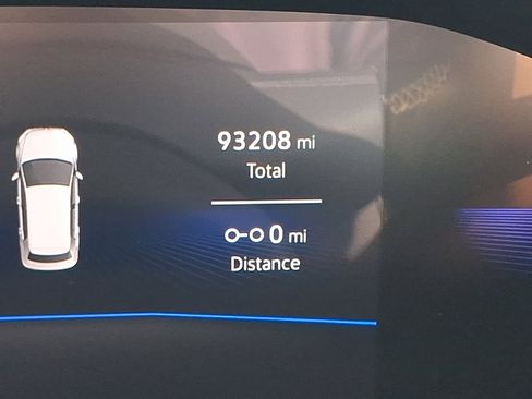 Used 2023 Volkswagen Taos SE w/ Black Wheel Package image 19