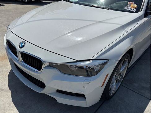 Used 2015 BMW 328i xDrive Sedan AWD/4WD image 11