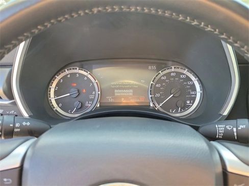 Used 2024 Toyota Highlander XLE image 18