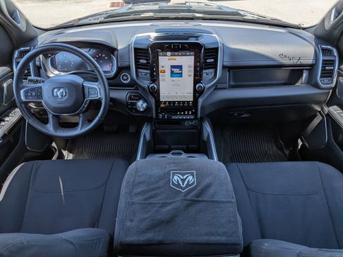 Used 2024 RAM 1500 Laramie image 15