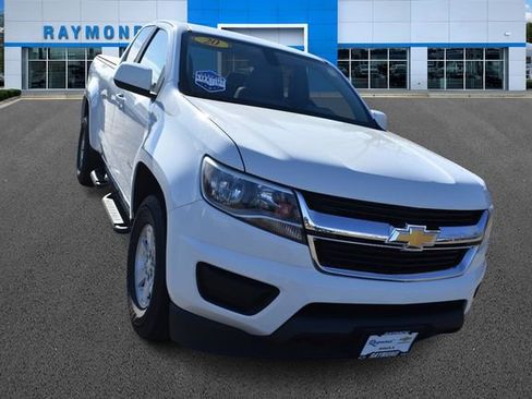 Used 2020 Chevrolet Colorado W/T w/ WT Convenience Package image 9
