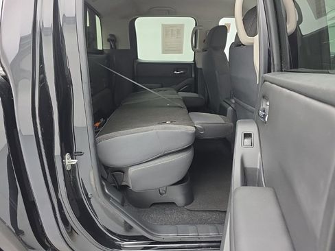 Used 2024 Nissan Frontier SV w/ Hardbody Edition image 43