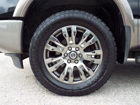 Used 2018 Nissan Titan Platinum Reserve w/ Platinum Utility Package image 9