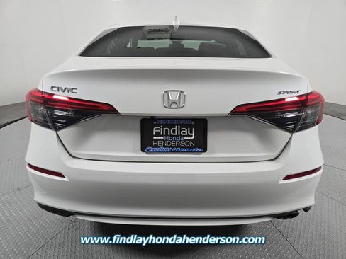 Certified 2024 Honda Civic Sport image 5