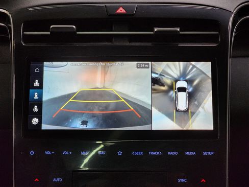 Used 2023 Hyundai Tucson Limited image 25