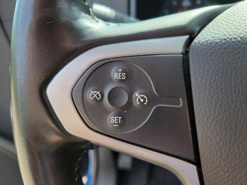 Used 2022 Chevrolet Colorado LT w/ LT Convenience Package AWD/4WD image 23