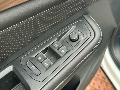 New 2026 Volkswagen Atlas SE image 11