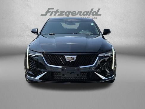 Used 2022 Cadillac CT4 Sport RWD image 3