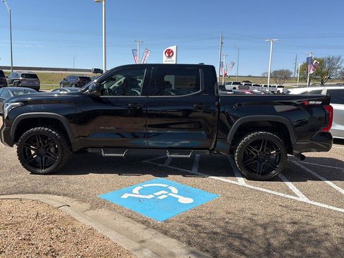 Used 2022 Toyota Tundra SR5 image 6