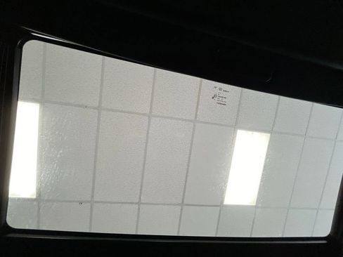 Used 2021 Dodge Challenger SRT Hellcat w/ Plus Package image 18