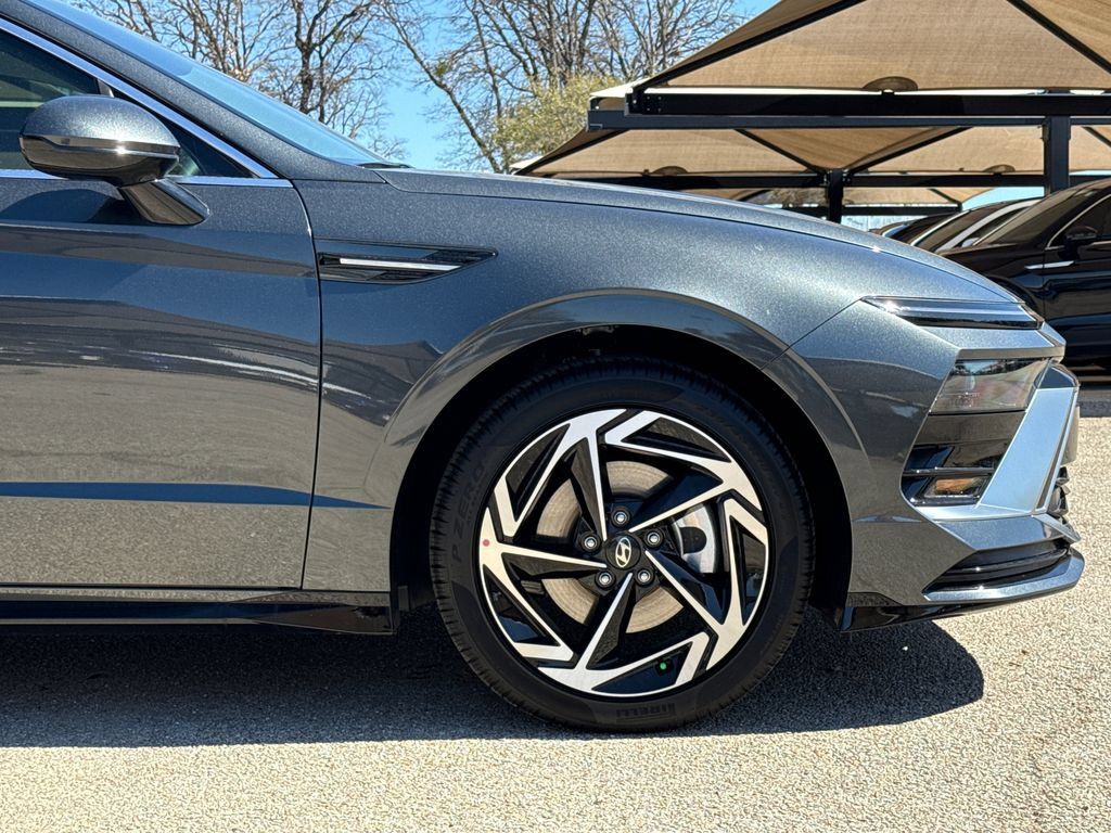 Used 2026 Hyundai Sonata SEL FWD image 5