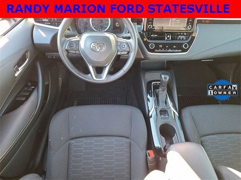 Used 2022 Toyota Corolla SE image 11