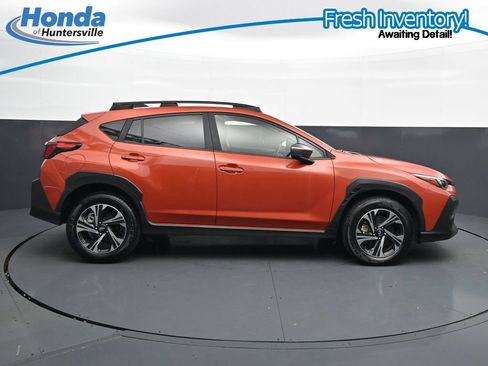 Used 2025 Subaru Crosstrek 2.5i Premium AWD/4WD image 11