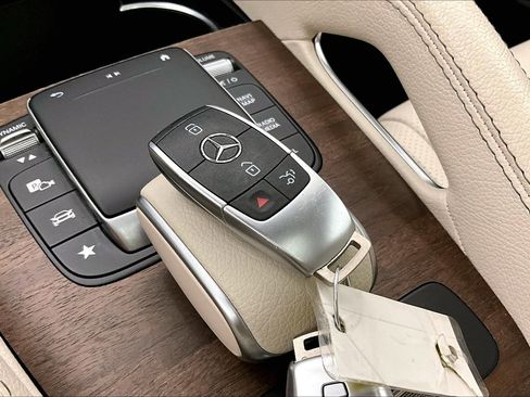 Certified 2022 Mercedes-Benz GLE 450 4MATIC image 12