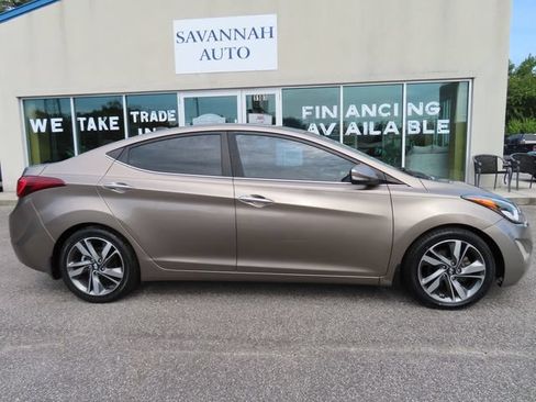 Used 2015 Hyundai Elantra Limited FWD image 7