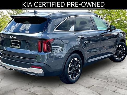 Certified 2024 Kia Sorento S FWD image 2