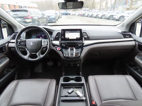 Certified 2023 Honda Odyssey Touring image 20