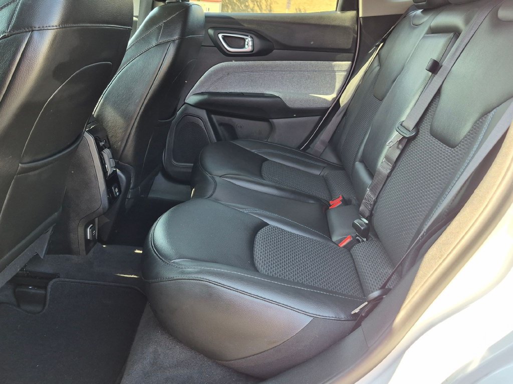 Used 2022 Jeep Compass Latitude AWD/4WD image 22