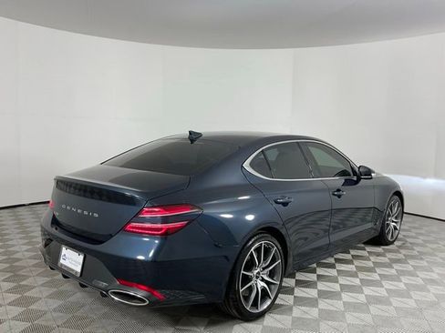 Used 2025 Genesis G70 2.5T image 5