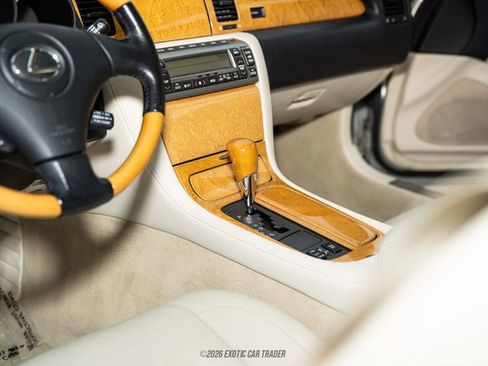 Used 2003 Lexus SC 430 Convertible RWD image 38