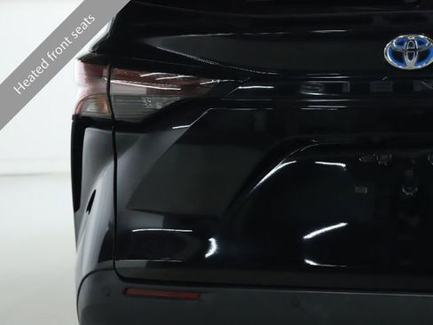 Used 2024 Toyota Sienna XLE image 14