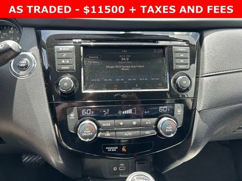 Used 2020 Nissan Rogue SV FWD image 22