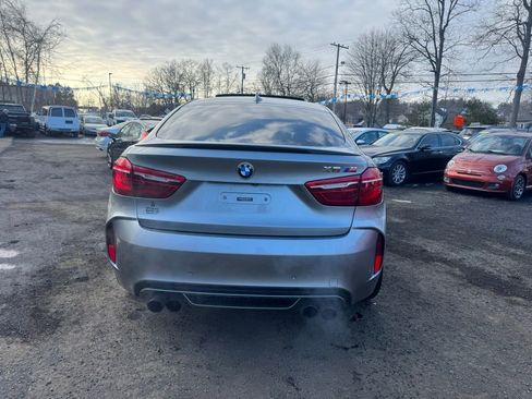 Used 2015 BMW X6 M image 9