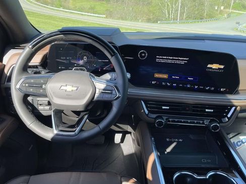 New 2026 Chevrolet Tahoe High Country AWD/4WD image 17