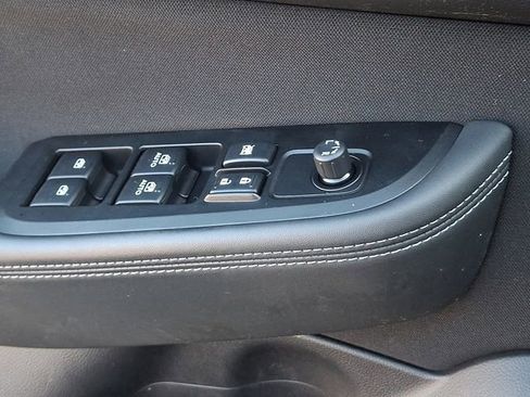 Used 2018 Subaru Outback 2.5i Premium image 24