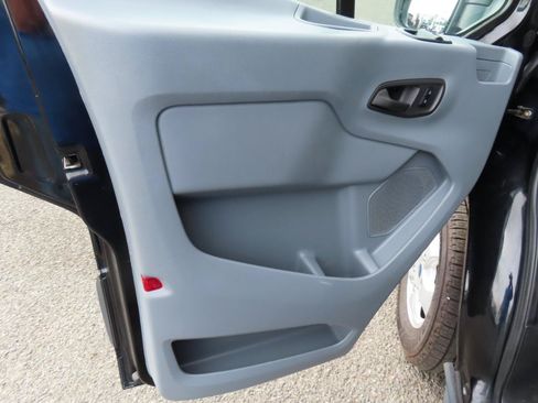 Used 2017 Ford Transit 250 148 Medium Roof RWD image 10