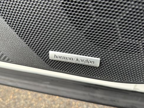 Certified 2025 Subaru Forester Limited w/ Protection Package (1PH) image 17