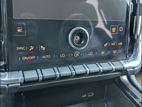 Used 2026 GMC Yukon Elevation AWD/4WD image 17
