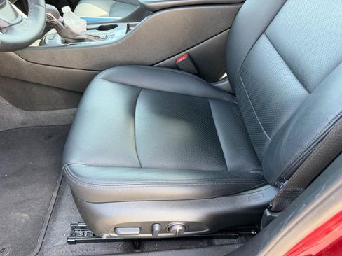 Used 2025 Chevrolet Malibu RS image 18