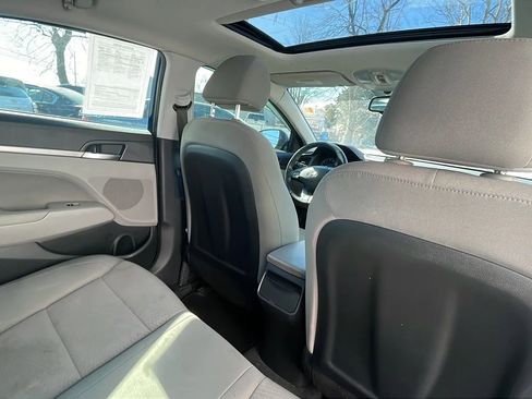 Used 2020 Hyundai Elantra Value Edition w/ Cargo Package (C1) FWD image 25