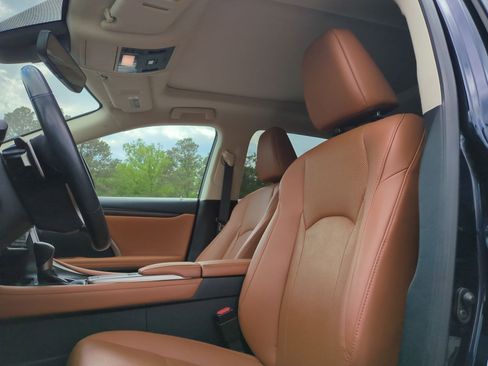 Used 2022 Lexus RX 350 AWD w/ Premium Package image 16