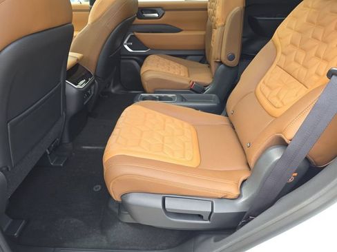 New 2026 Nissan Armada Platinum Reserve image 17