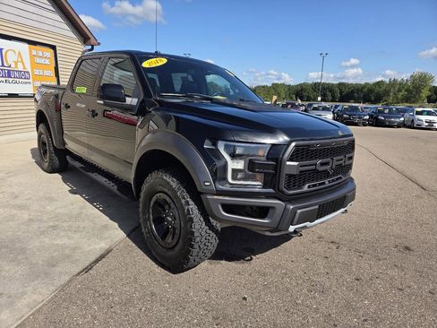 Used 2018 Ford F150 Raptor w/ Equipment Group 802A Luxury AWD/4WD image 3