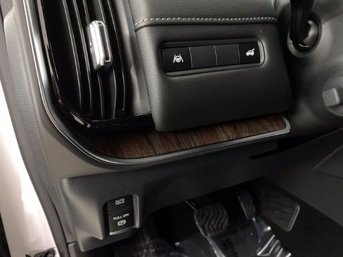 New 2026 Nissan Armada SL AWD/4WD image 32