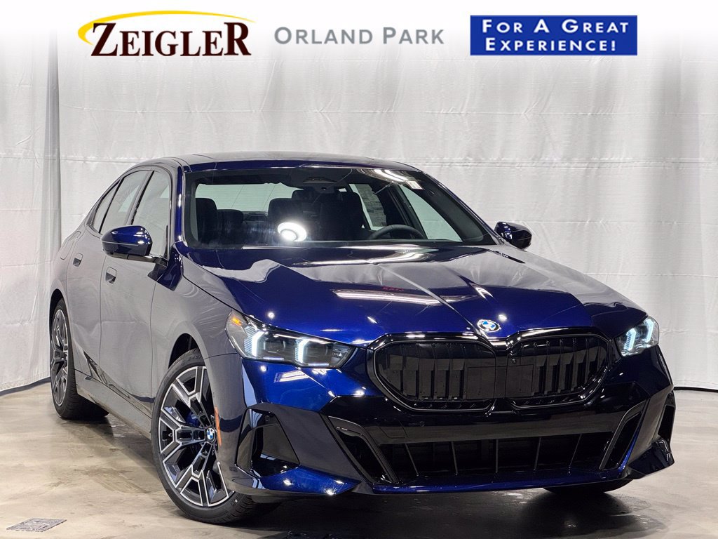 Used 2026 BMW 530i xDrive w/ M Sport Package AWD/4WD image 1