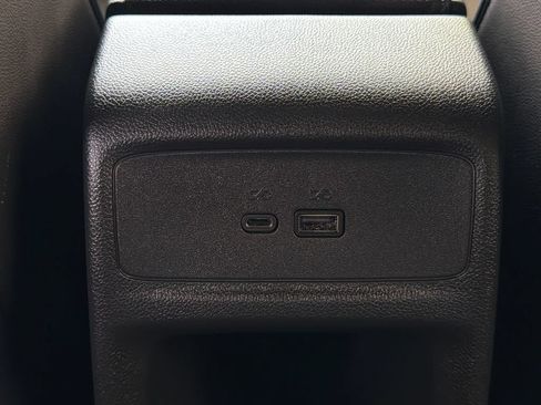 Used 2024 Buick Envista Sport Touring w/ Convenience I Package FWD image 31