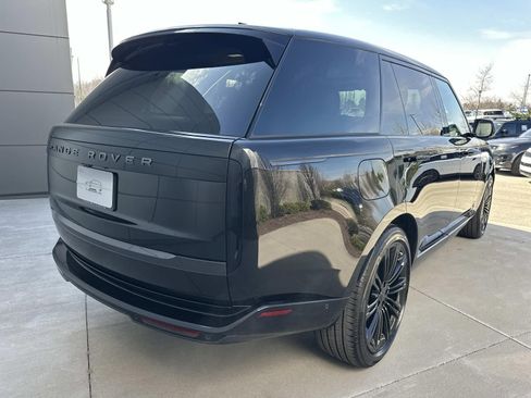 New 2026 Land Rover Range Rover Long Wheelbase SE AWD/4WD image 5