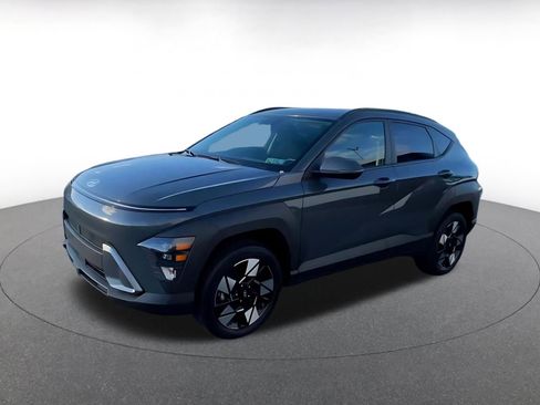 Used 2025 Hyundai Kona SEL image 7