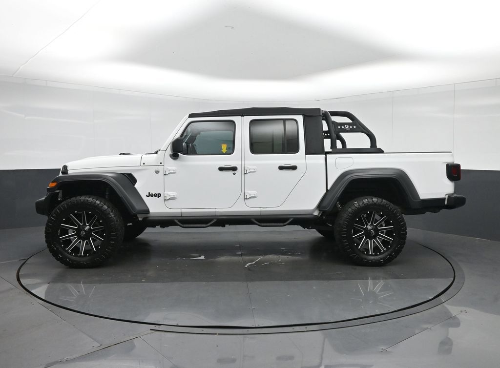 Used 2020 Jeep Gladiator Sport w/ Quick Order Package 24S AWD/4WD image 4