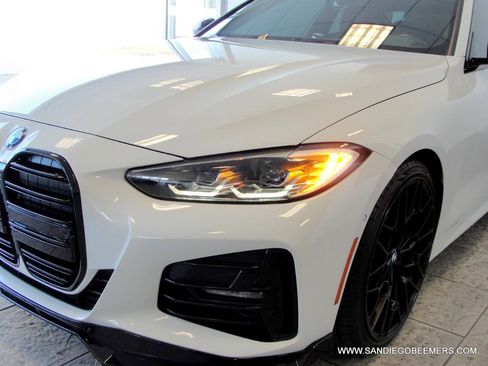 Used 2023 BMW 430i Coupe w/ M Sport Package RWD image 56