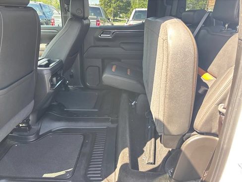 Used 2022 GMC Sierra 1500 AT4 AWD/4WD image 19