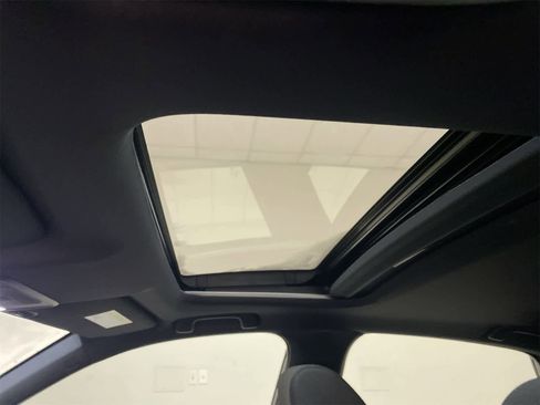 Used 2025 Honda Civic Sport image 3