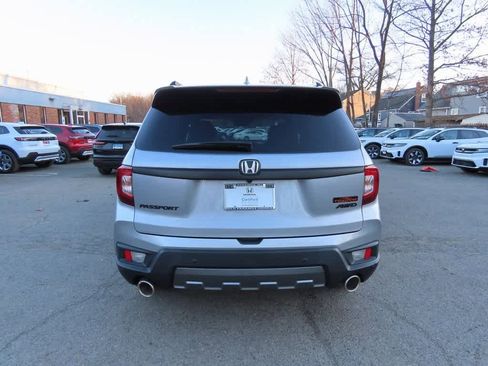 Certified 2023 Honda Passport TrailSport image 5