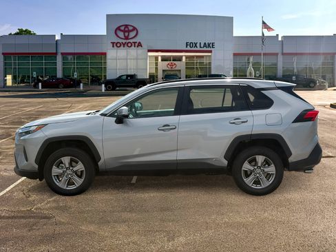 Used 2024 Toyota RAV4 XLE w/ Convenience Package AWD/4WD image 2